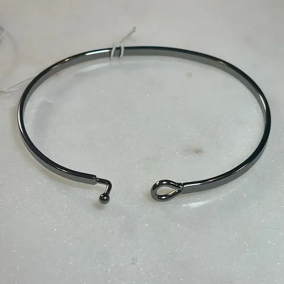 Charming Charlie | NWT Gunmetal Gray Bangle Bracelet - Picture 2 of 3